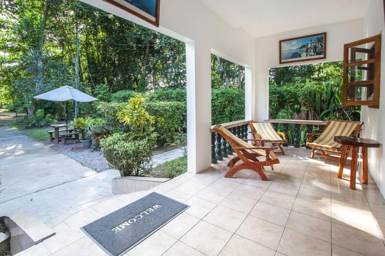Tannette Villa La Digue Exterior photo